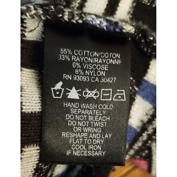 Stylish Women's Multicolor Open-Front Sweater - Picture 8 of 8